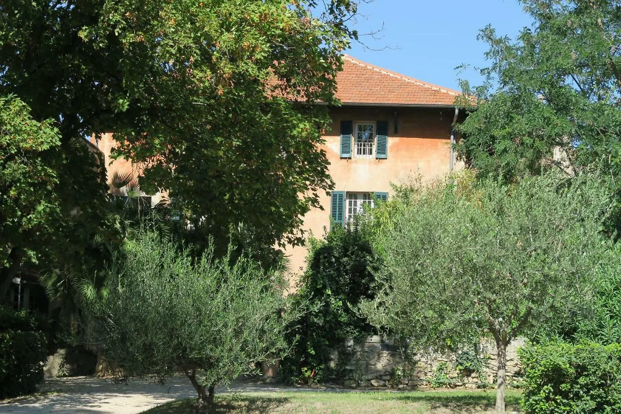 Exceptionnel, Maison De Vacances Dans Parc, Climatisation, Parking, Calme Assure location