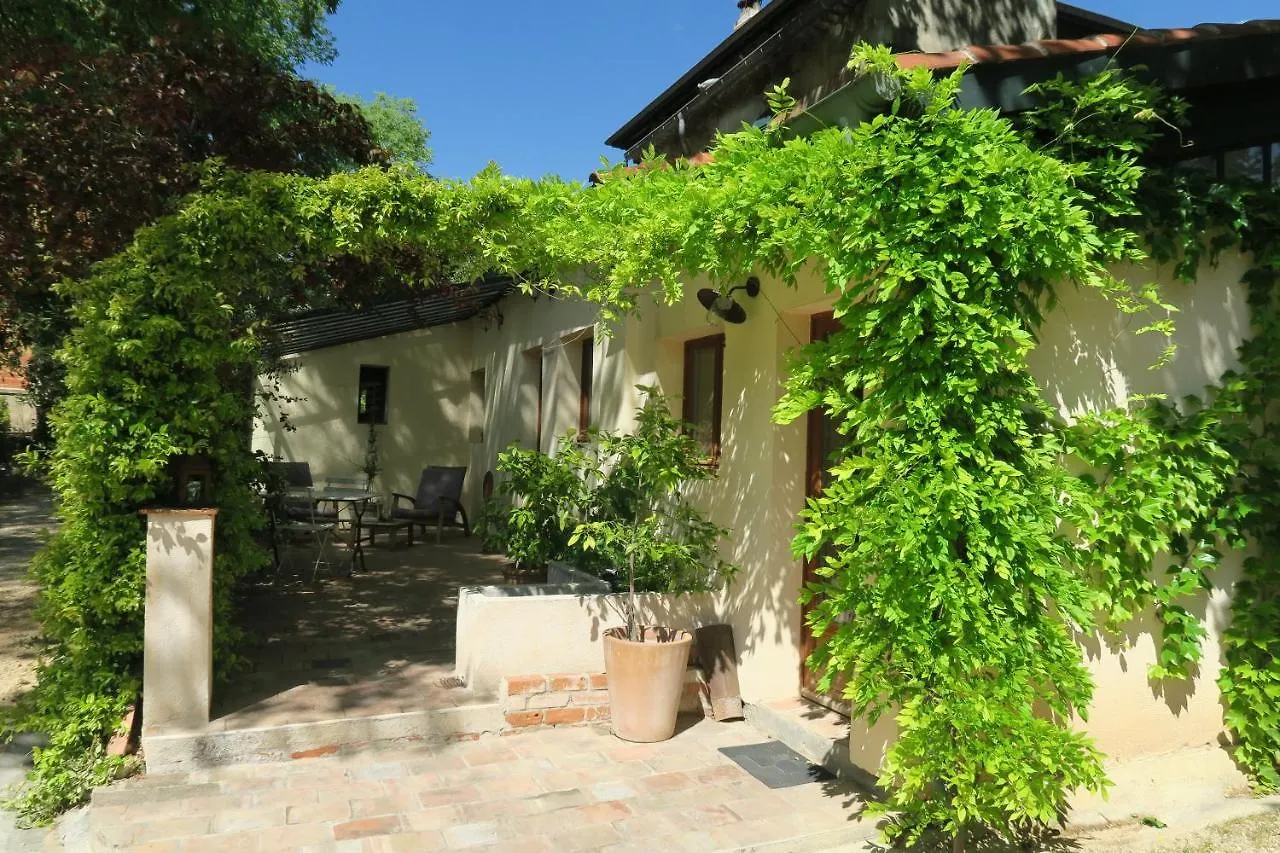 Exceptionnel, Maison De Vacances Dans Parc, Climatisation, Parking, Calme Assure Marsilya Tatil Evi